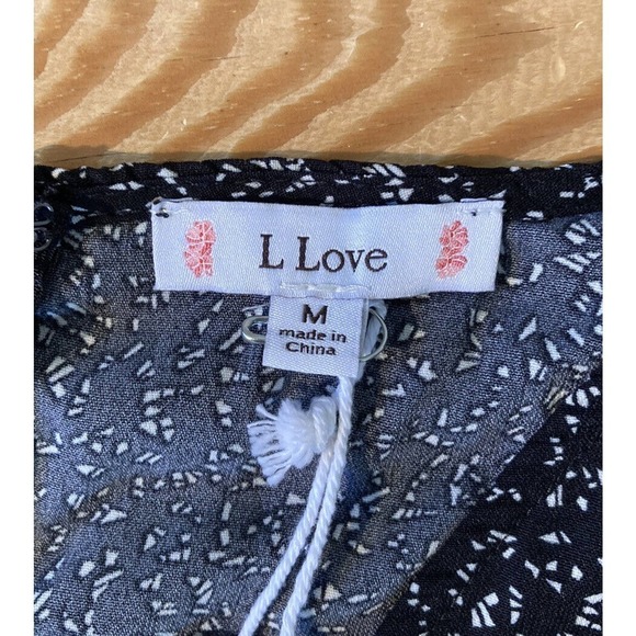 NWT L Love Patterned Ruffle Trim Romper Size Medium Women’s Black Tie Waist - Picture 4 of 9